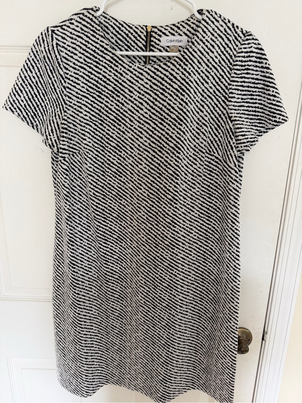 Calvin Klein Black and White Patterned Knit Top
